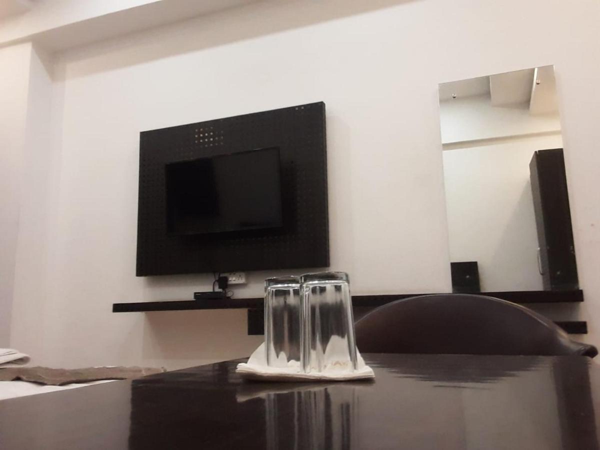 Hotel Rajshree Tanakpur 外观 照片