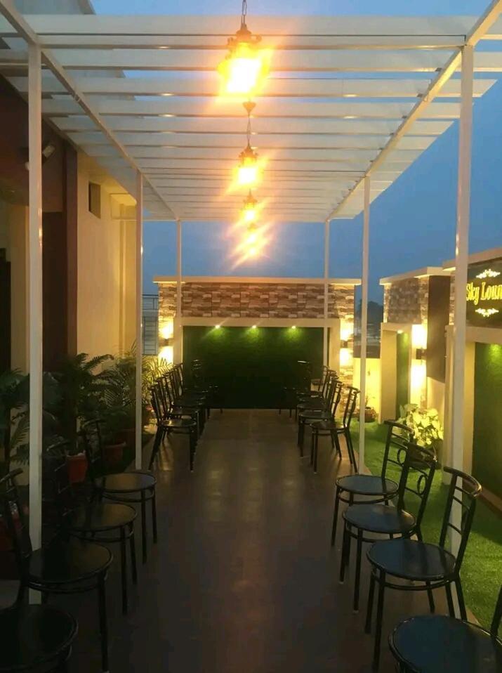 Hotel Rajshree Tanakpur 外观 照片