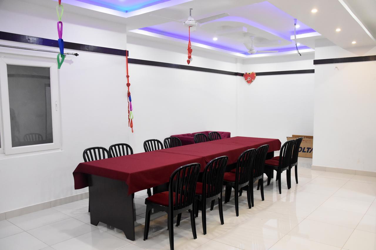 Hotel Rajshree Tanakpur 外观 照片