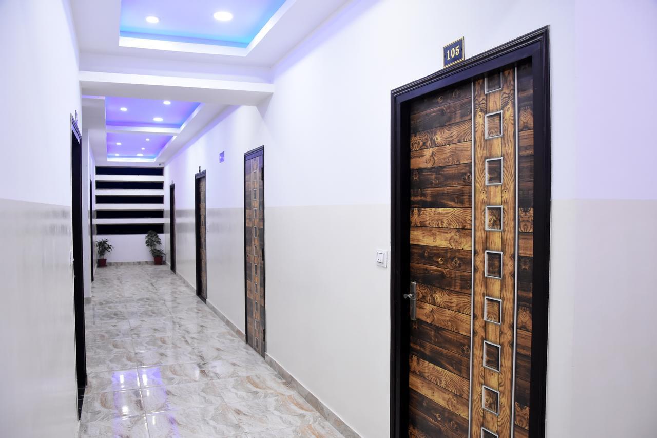 Hotel Rajshree Tanakpur 外观 照片