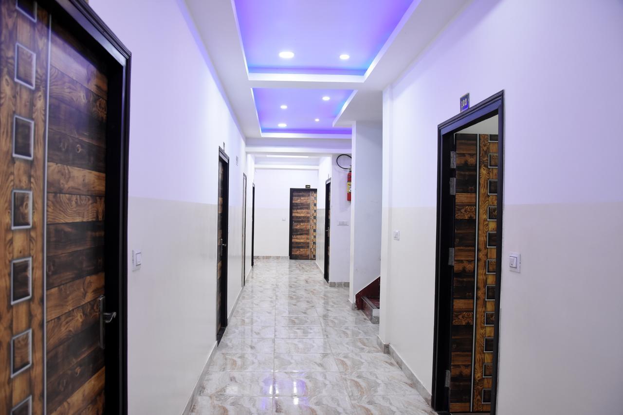 Hotel Rajshree Tanakpur 外观 照片