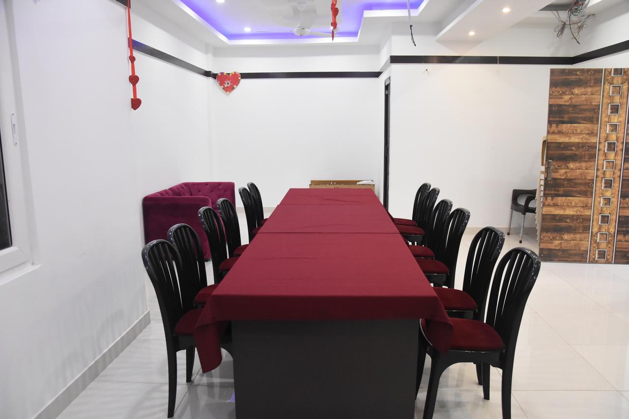 Hotel Rajshree Tanakpur 外观 照片